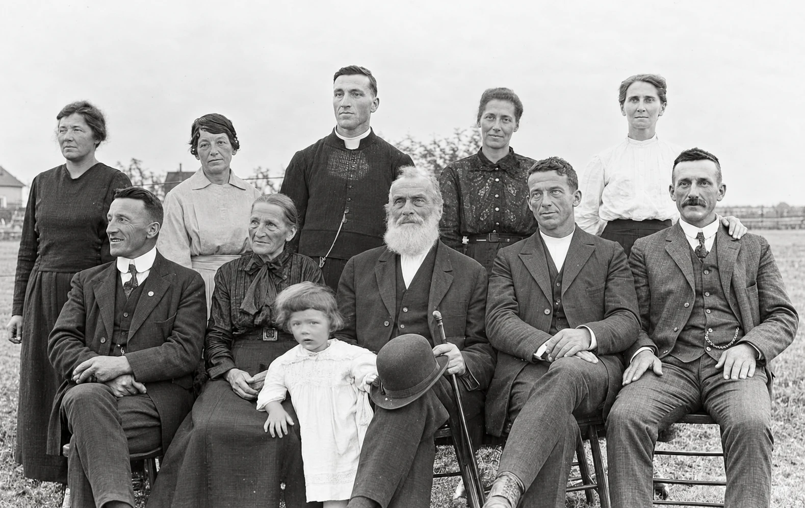 Familia del Padre Simeón Comeau en 1907