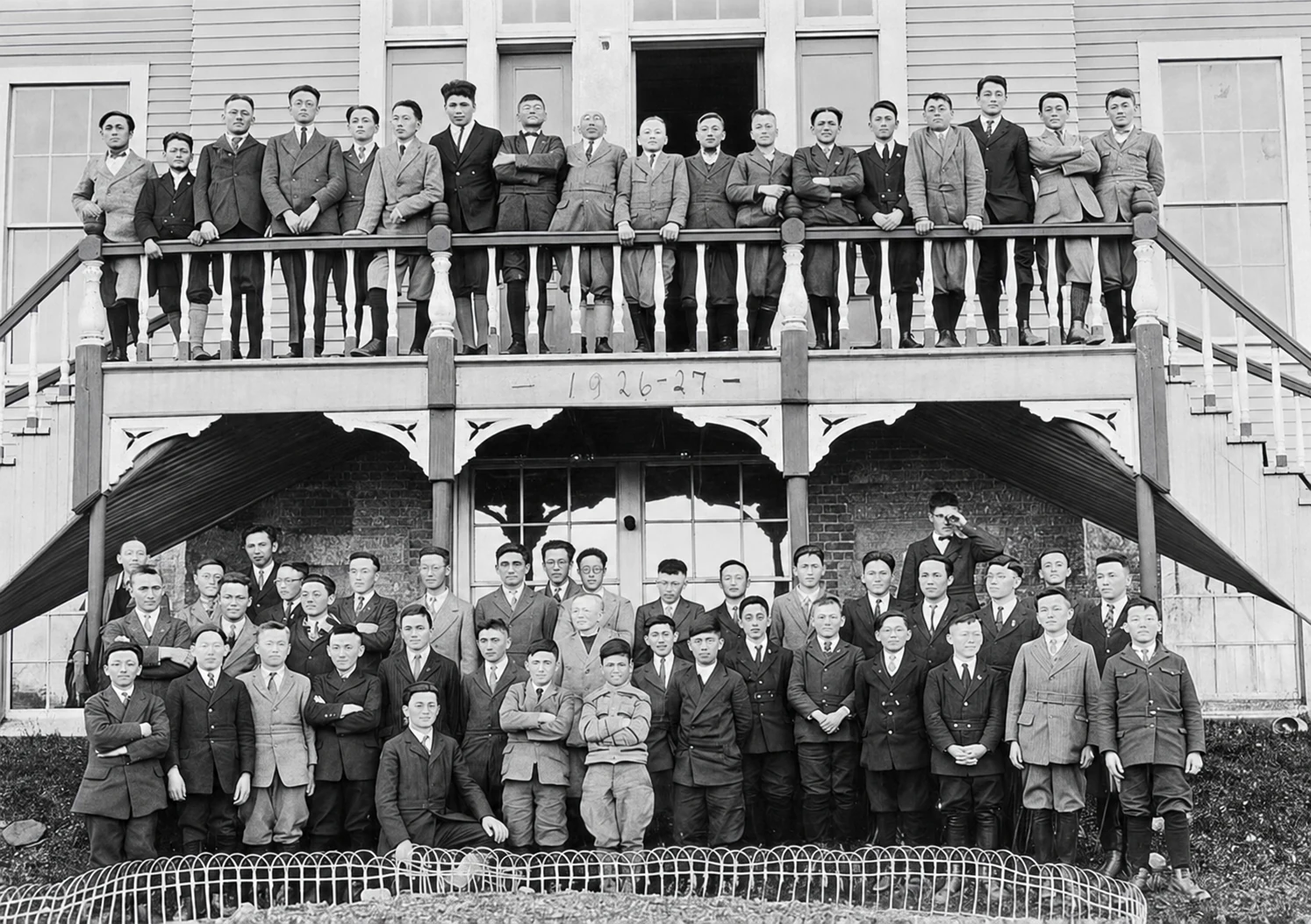Los pequeños en 1927-1928