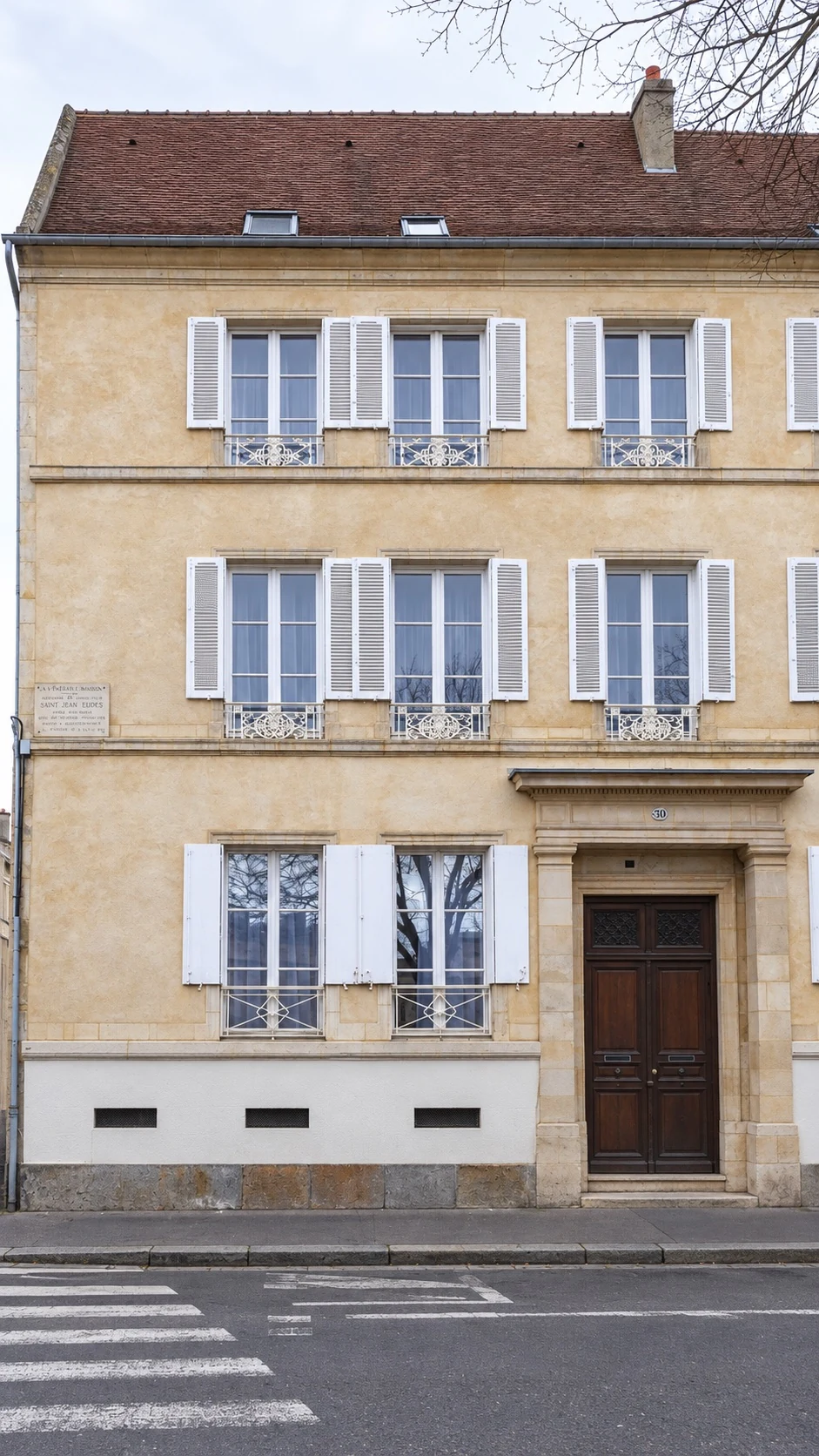 Façade rediseñado de la Maison Saint Jean Eudes, rue Jean-Eudes à Caen